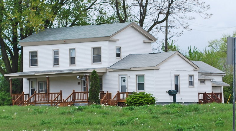 Sheldon Inn (Radar Tower) - Restored Version (newer photo)